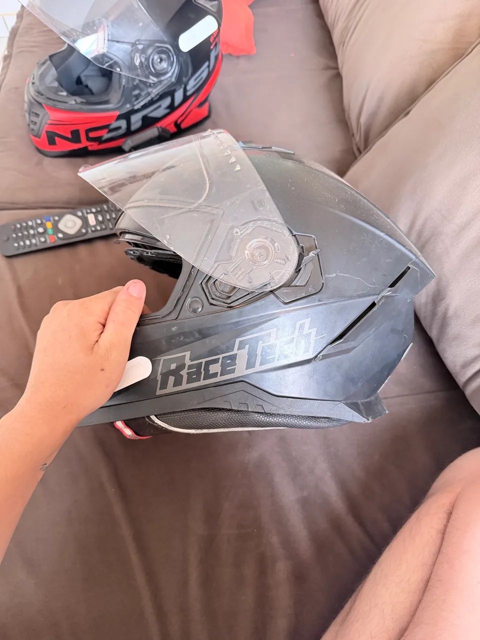 Vende de capacete race Tech - Foto 3