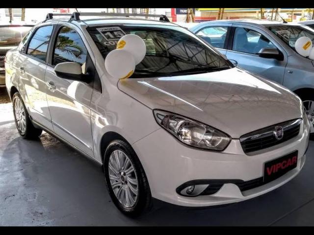 Grand Siena ESSENCE 1.6 16V - Foto 2