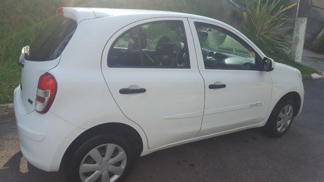 Nissan March 1.6 S 16V Flex 4P Manual - Foto 5