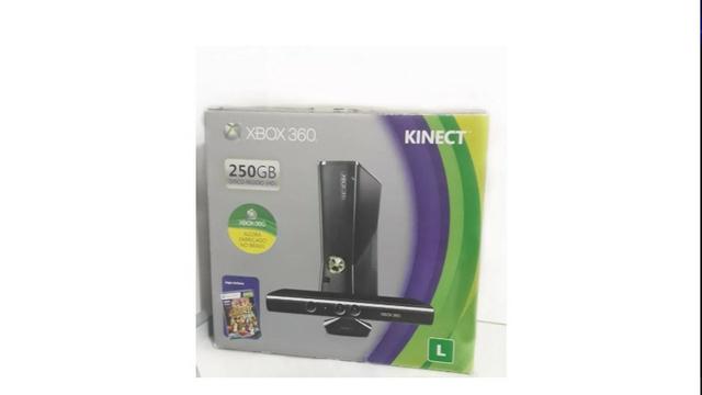 XBOX 360 com Kinect - 250GB Semi-novo - Foto 5