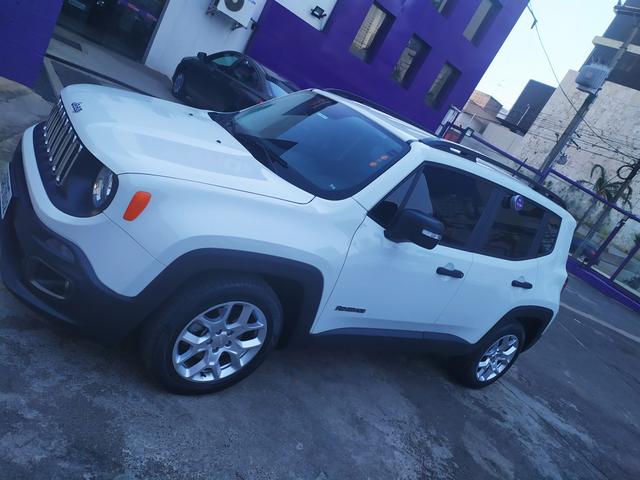 Jeep Renegade Sport 1.8 4 x 2 automática