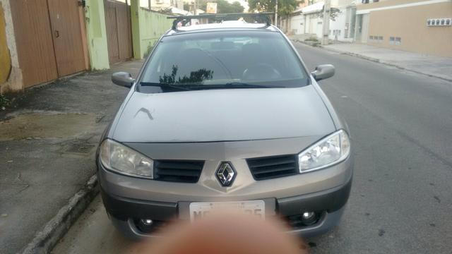 Renault Megane Sedan 2008 Lindo carro