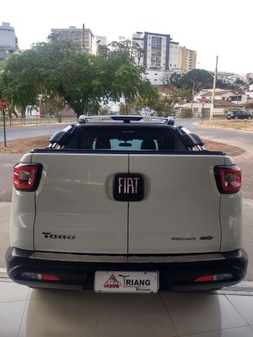 Fiat toro volcano diesel 4x4 17/18 - Foto 6