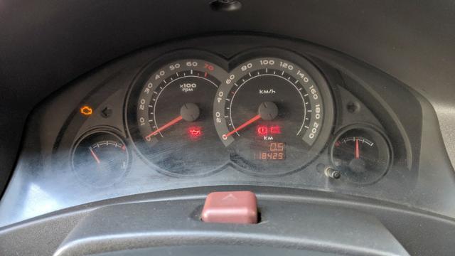 GM-Chevrolet Celta Spirit 1.0 2010 - Foto 9
