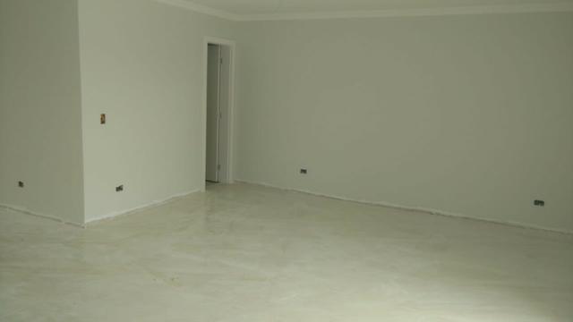 Linda Casa Alto Padrão com quintal - Foto 10