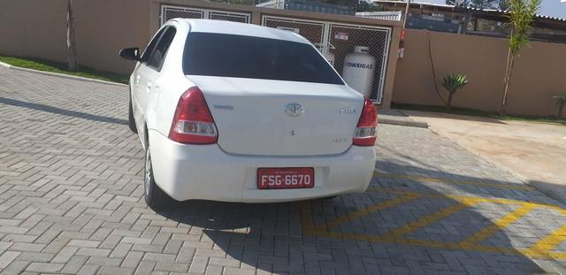 Carro - Foto 3
