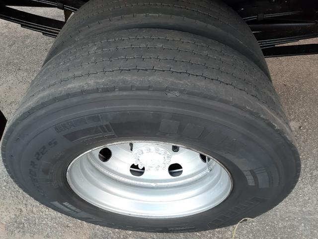 Vw 13.180 costeleicho ano 2011 muito novo pouco uso baixo km rodado nada a fazer - Foto 8