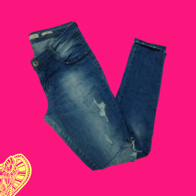 Calça destroyed