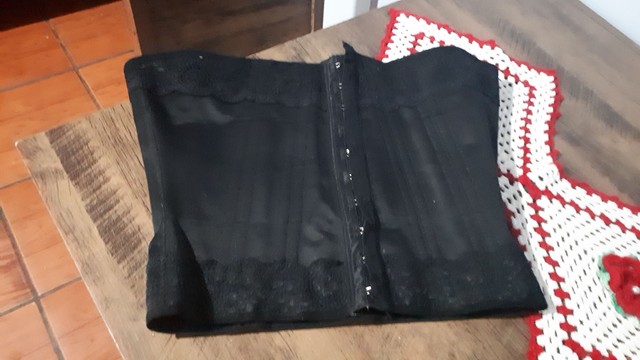 Vendo corselet preto, rendado, tamanho G. - Foto 5