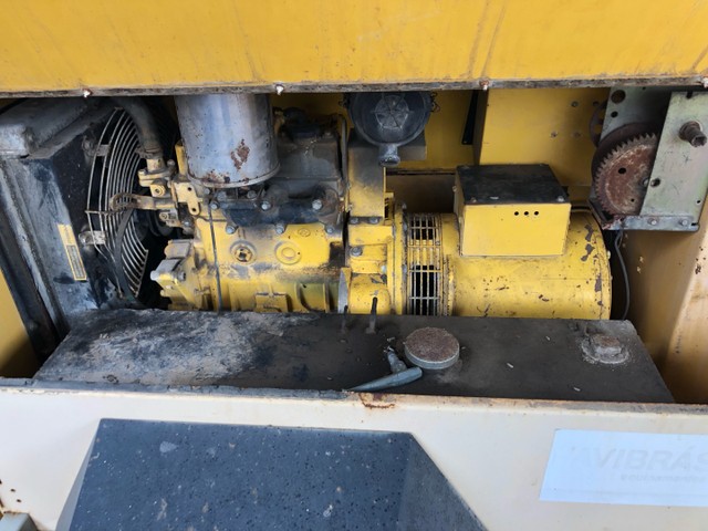 Torre de iluminação  - Foto 4