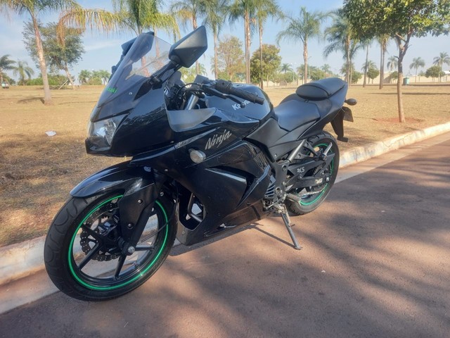 KAWASAKI NINJA 250 R PRETO