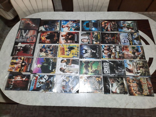 Kit com 30 DVDS diversos, filmes infantil e adultos, Show. funcionando.  - Foto 2