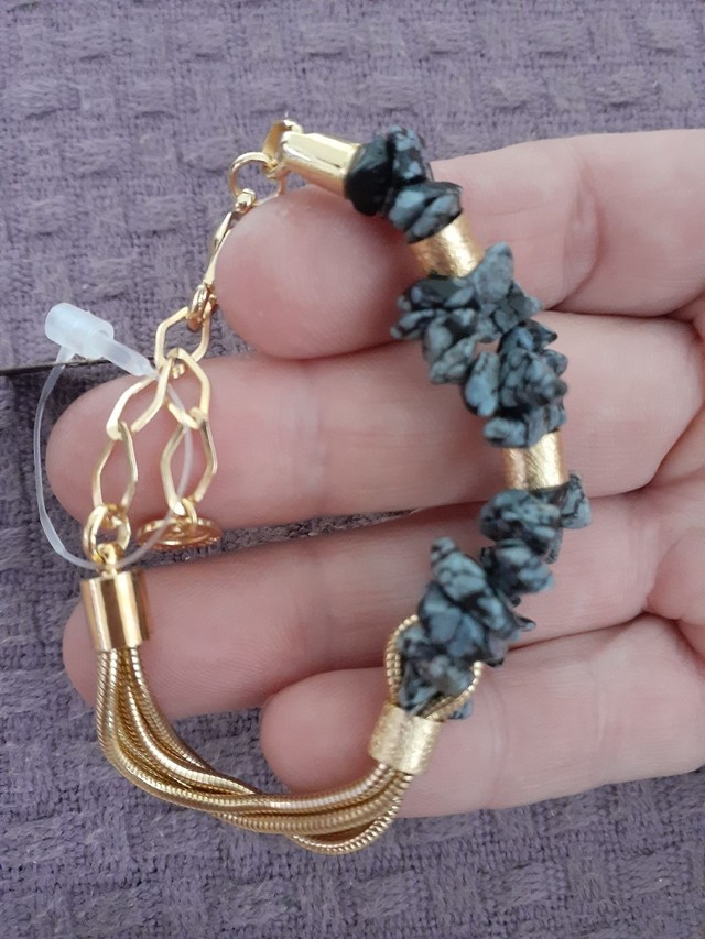 Pulseiras e Braceletes com pedra - semi joias  - Foto 5