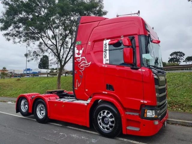 Scania R450 6x2 Highline Ano 21 Euro 5 Farol de teto grade Geladeira Carenagem Lateral  - Foto 6