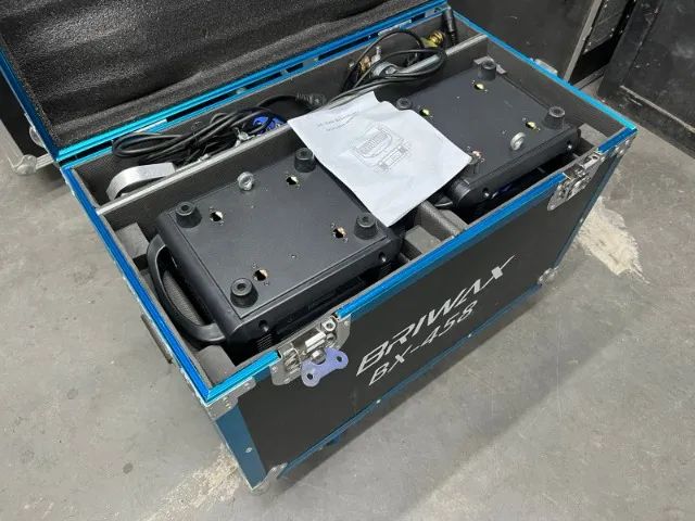 4 moving Aura Effect +2 cases Wash Beam Led Zoom 19x15 Rgbw+ 2 Cases rodinha Marca Briwax - Foto 2