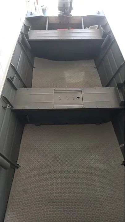 Barco de alumínio 4.2m Tucunaré com Motor Yamarra15HP - Foto 3