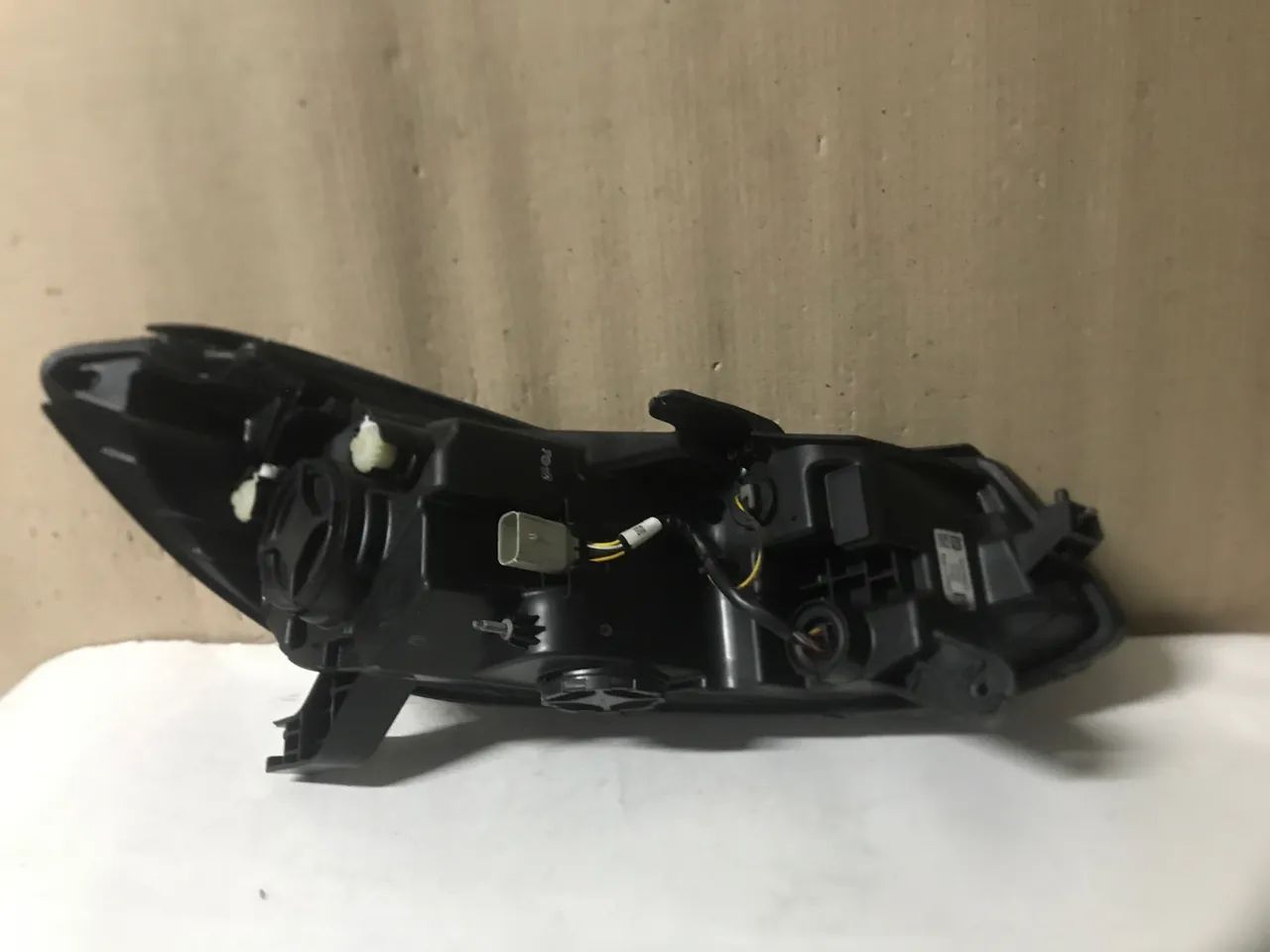 Farol Chevrolet Tracker led - Foto 3