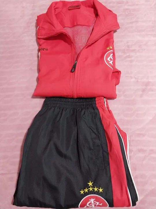 Conjunto de agasalho internacional  - Foto 2