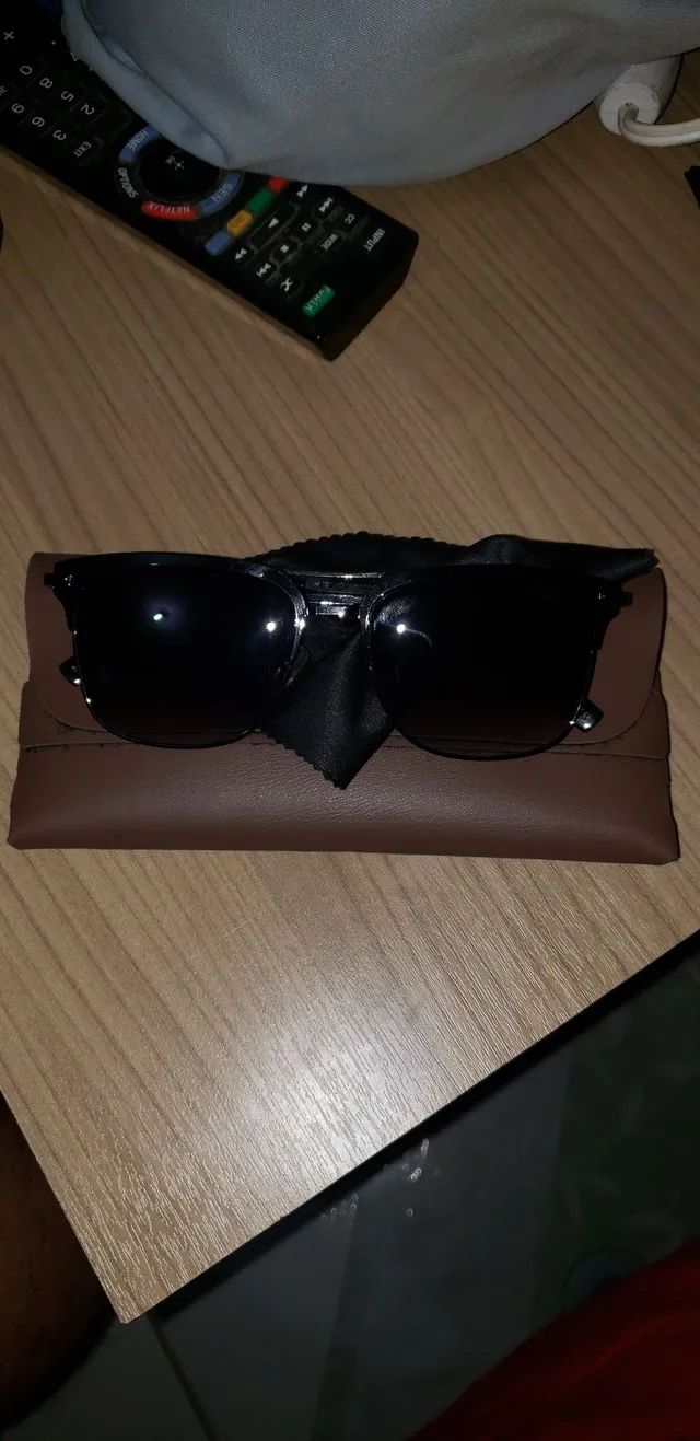 Óculos linha luxo semi novo  - Foto 4