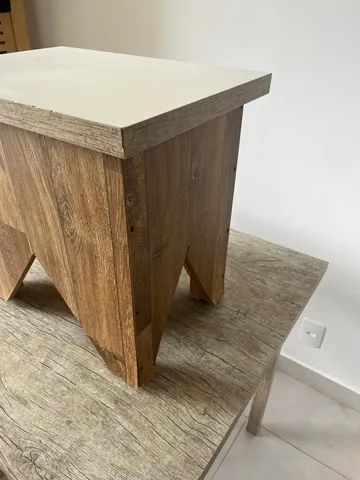 Vendo mesa com 4 bancos  - Foto 5