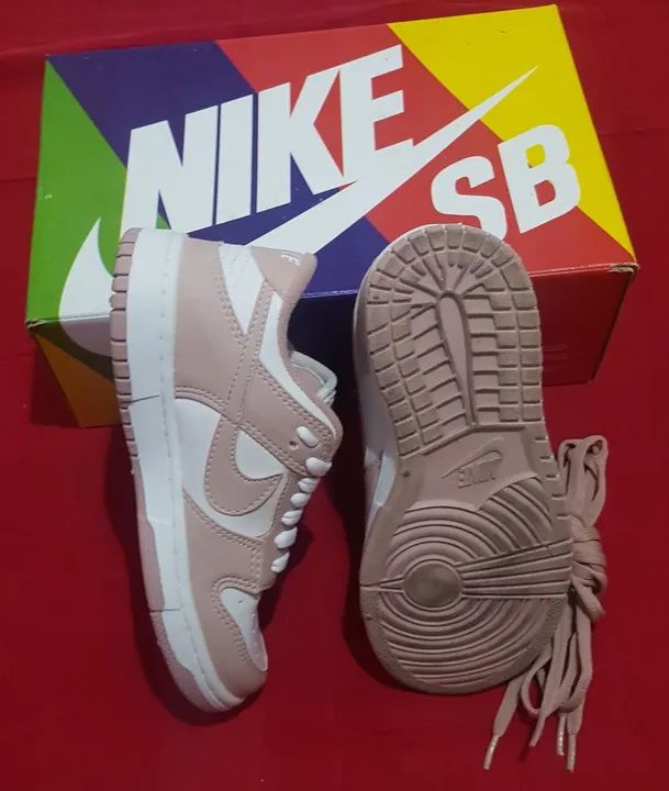 Tênis Nike Dunk Qualidade Premium Tam: 35  - Foto 3
