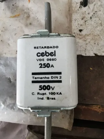 Fusivel CEBELRetardador 500v 100ka; 250a-cebel. BAIXOU