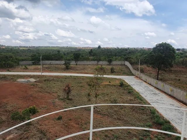 Vendo lote 400m2 Altiplano Leste jardim Botânico 