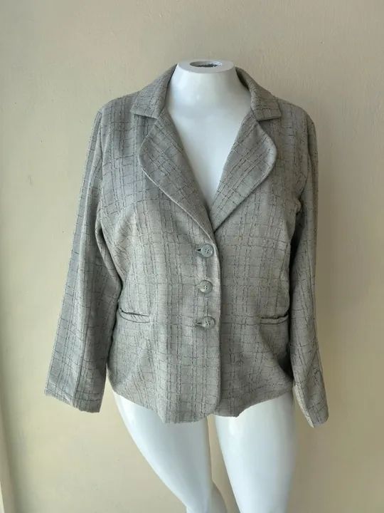 Blazer brocado em tons nude e preto, 48, artesanal. - Foto 3
