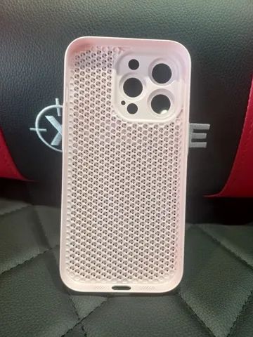 Capa iPhone 14 Pro Rosa bebê com proteção de câmera  - Foto 3