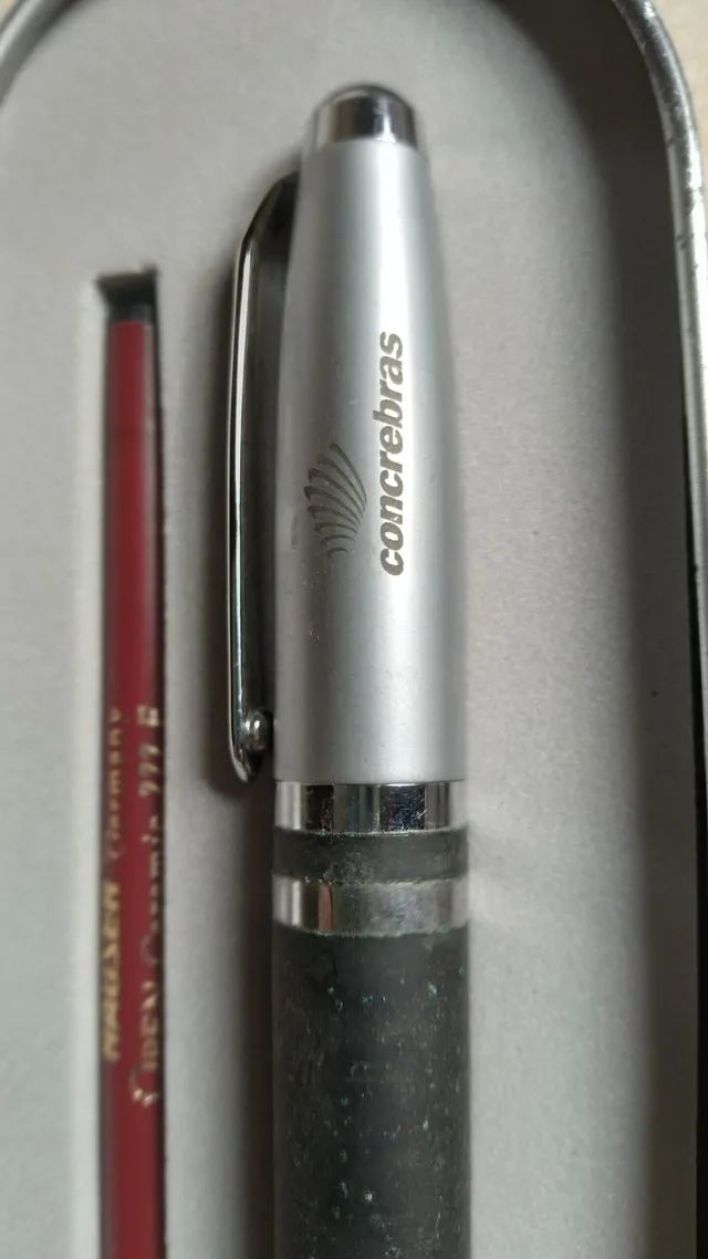 Caneta e Estojo Concrebras 