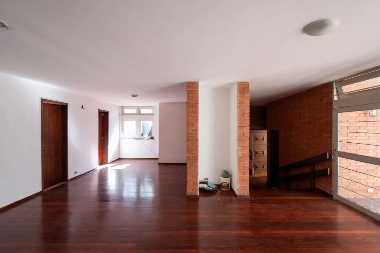Sobrado de 540 m² no Setor Sul, em frente à Clínica do Esporte - Foto 5