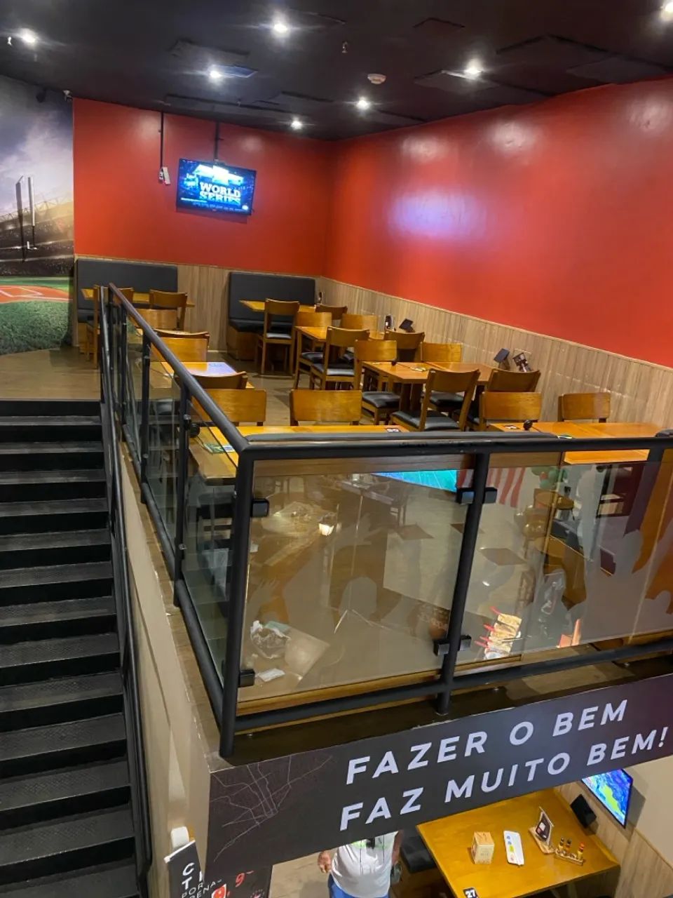Mesas, cadeiras e sofás para restaurante  - Foto 2