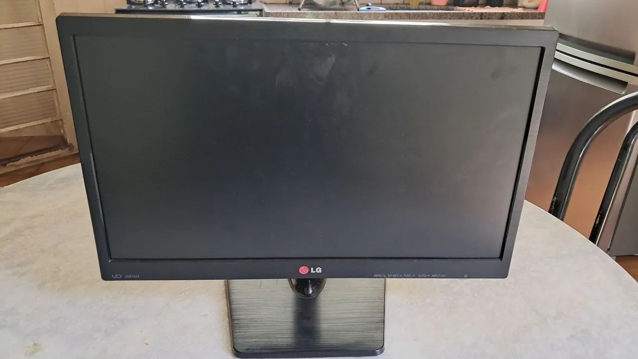MONITOR LG 19,5 POLEGADAS
