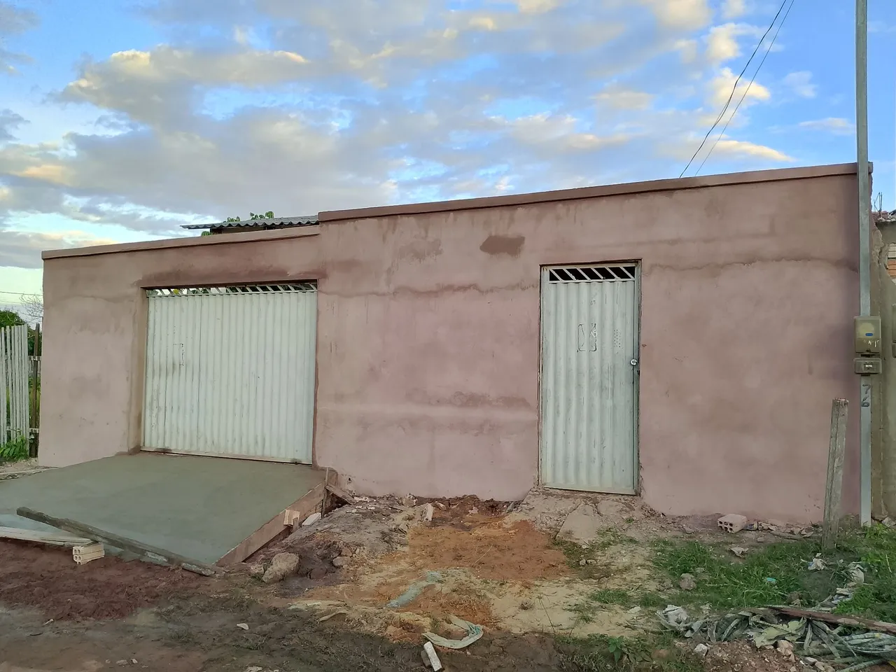 Vendo ou troco linda casa