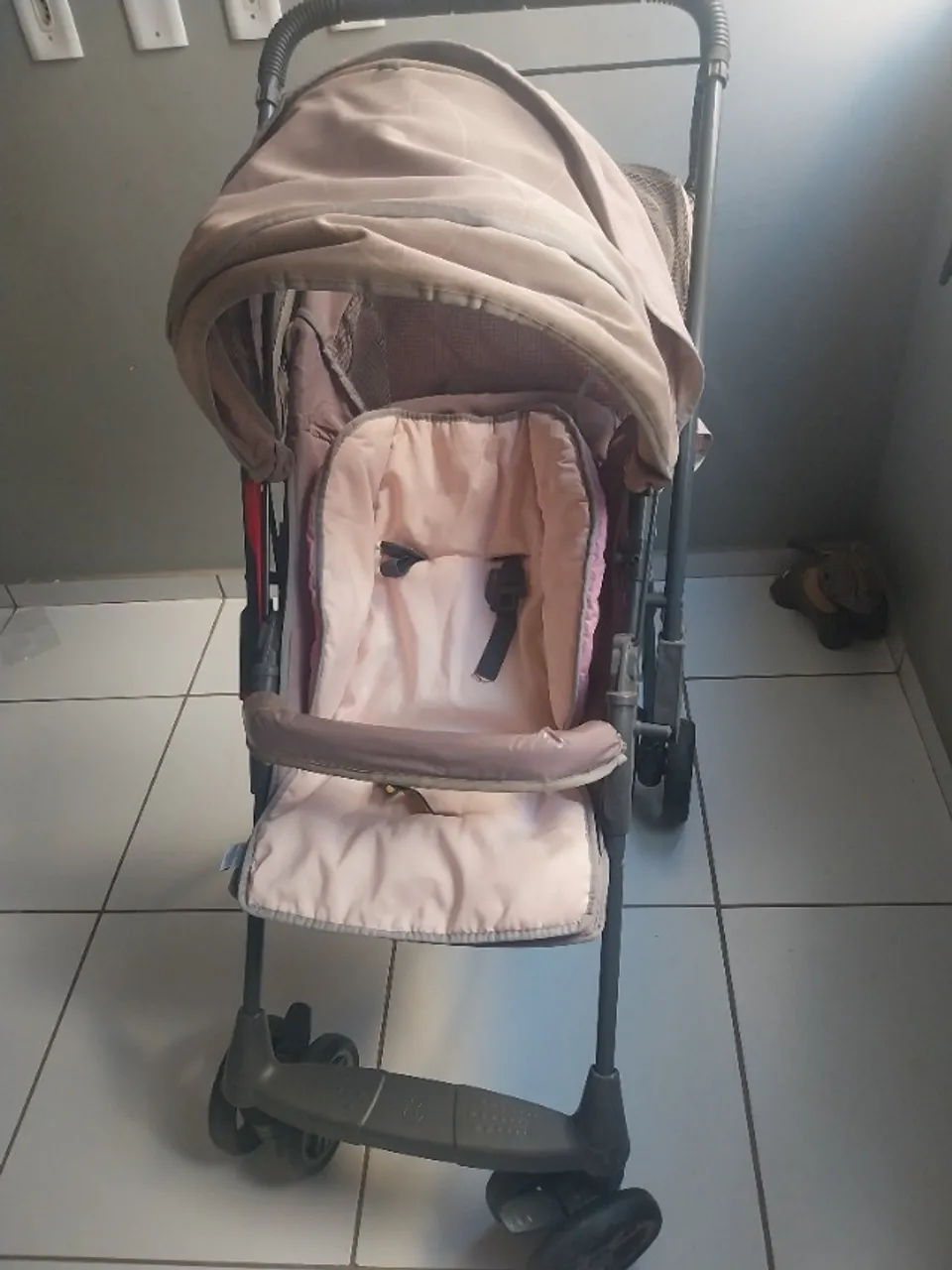 Carrinho de bebê + bebê conforto