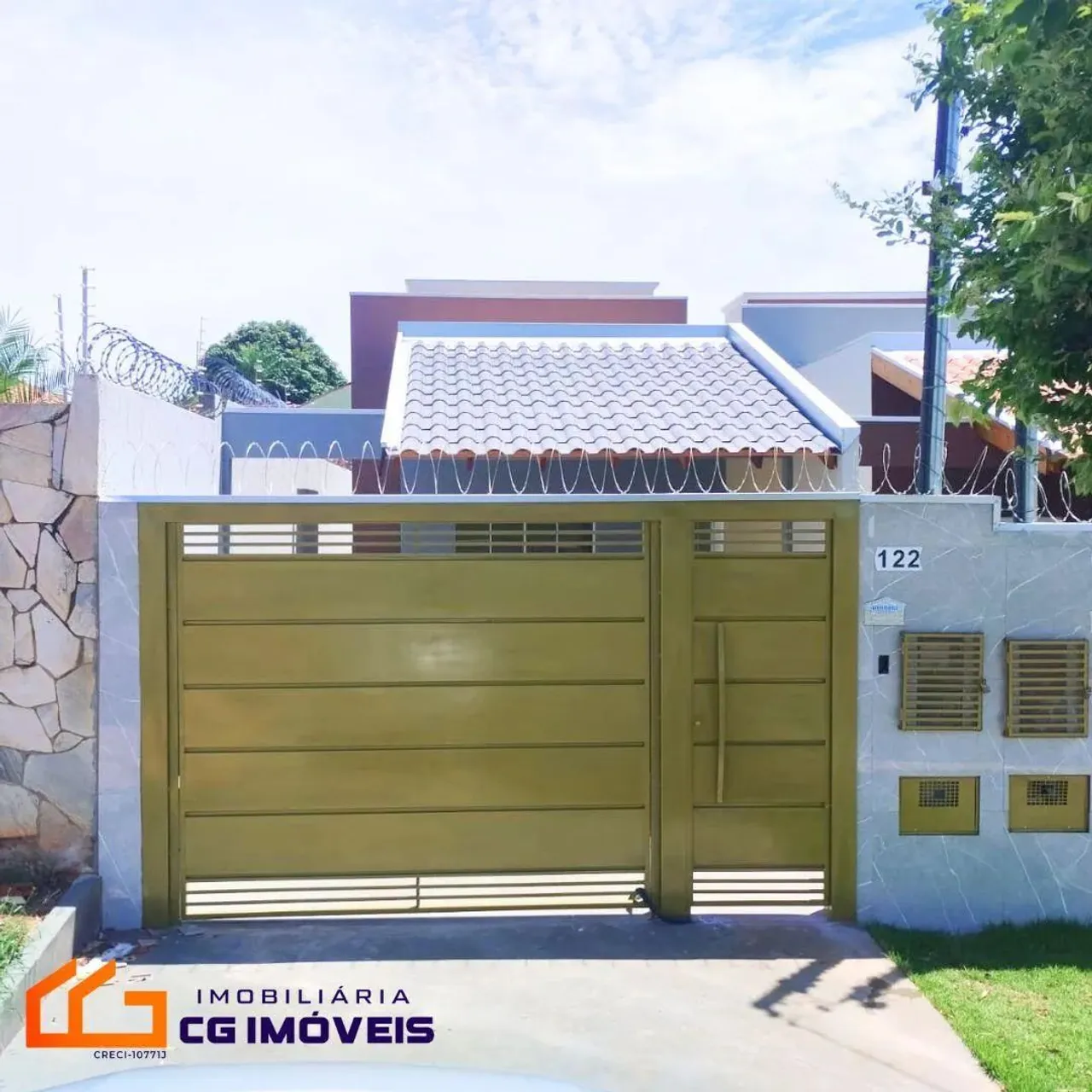 Casa á venda com 2 quartos sendo 1 suíte no Jardim Jacy em Campo Grande - MS
