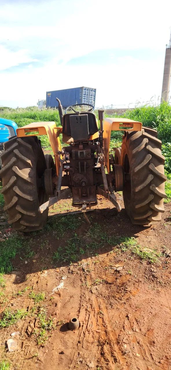 Vendo Trator/ Grade / Plantadeira  - Foto 2