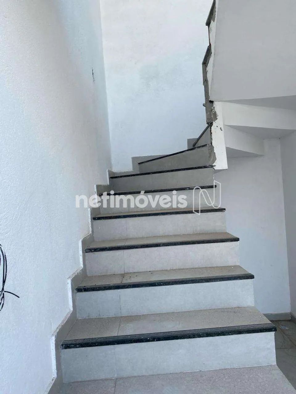 Casa Geminada com Quintal Gramado - Foto 3