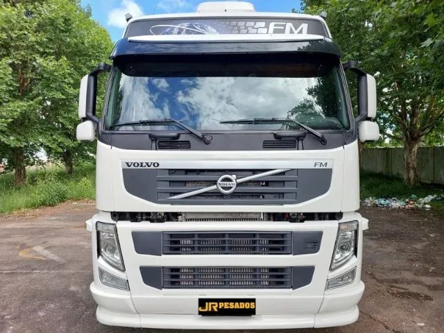 volvo fm 370 automático 6x2 completo teto alto ano 2011 - Foto 3