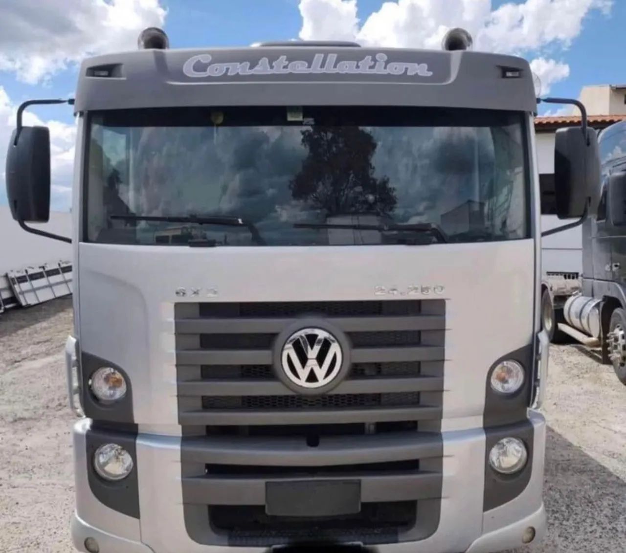 VW 24.250 CONSTELLATION 2010 carroceria - Foto 4