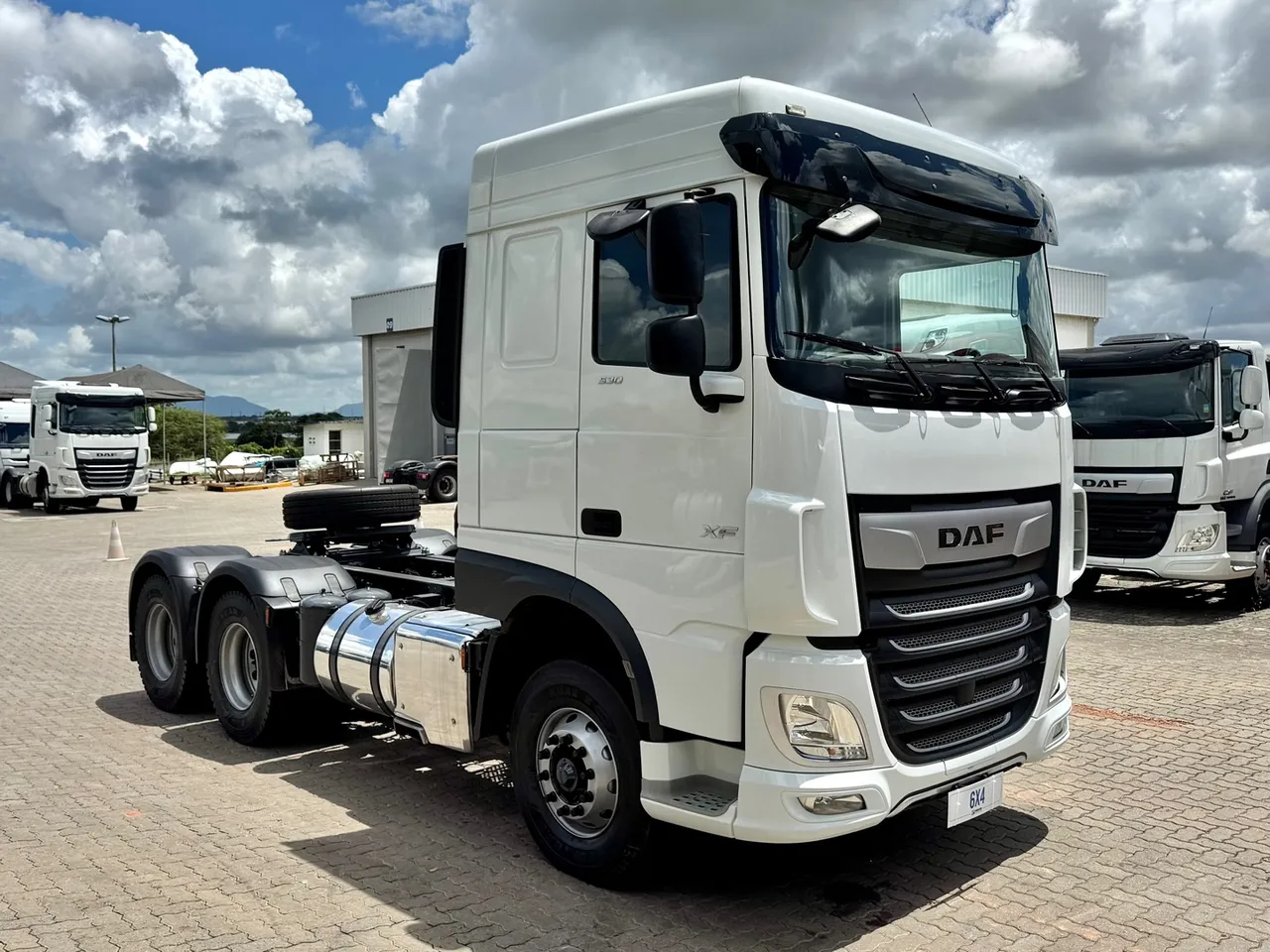 Daf XF 530 FTT 6x4 Aut. 2023 Completo (extra)Todos pneus novos + Garantia até 2026