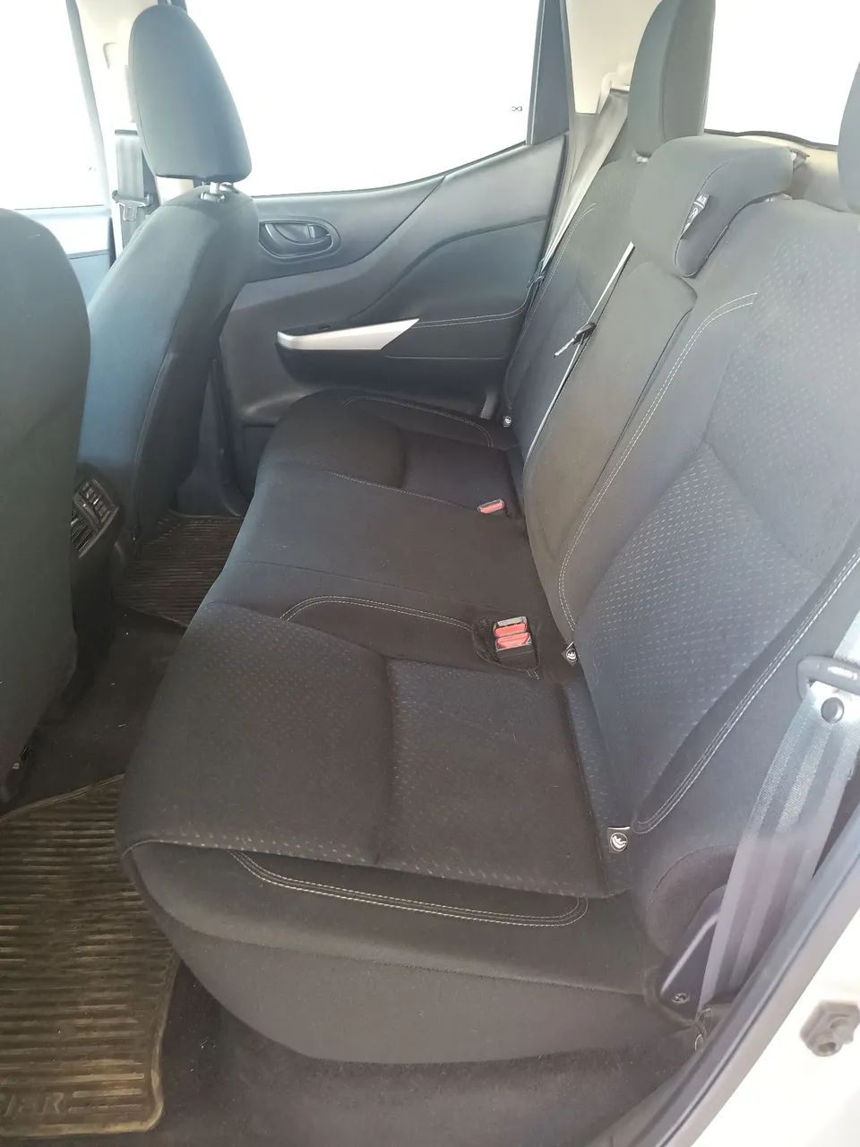 Nissan Frontier S 2020 Troco Carro Baixo Km ou Menor Valor Novíssima  - Foto 5