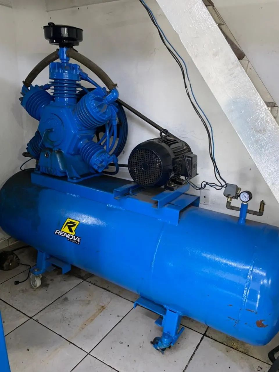 Compressor industrial 60 pés Wayne 425 Litros