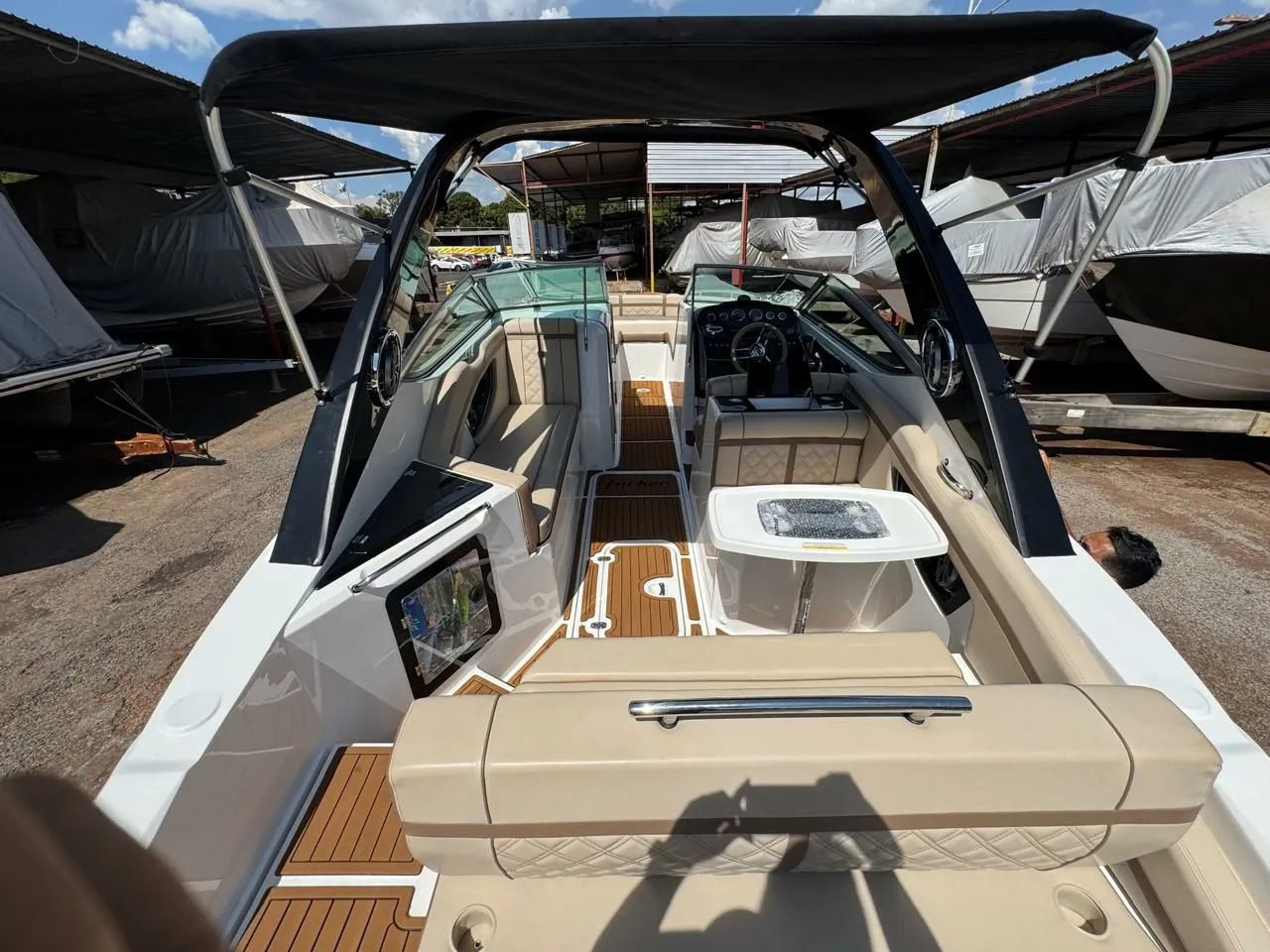 Lancha focker 255 - Novíssima 2024 - Foto 11