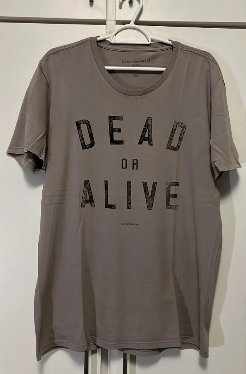 Camiseta Ellus - Dead or Alive - Cinza - G