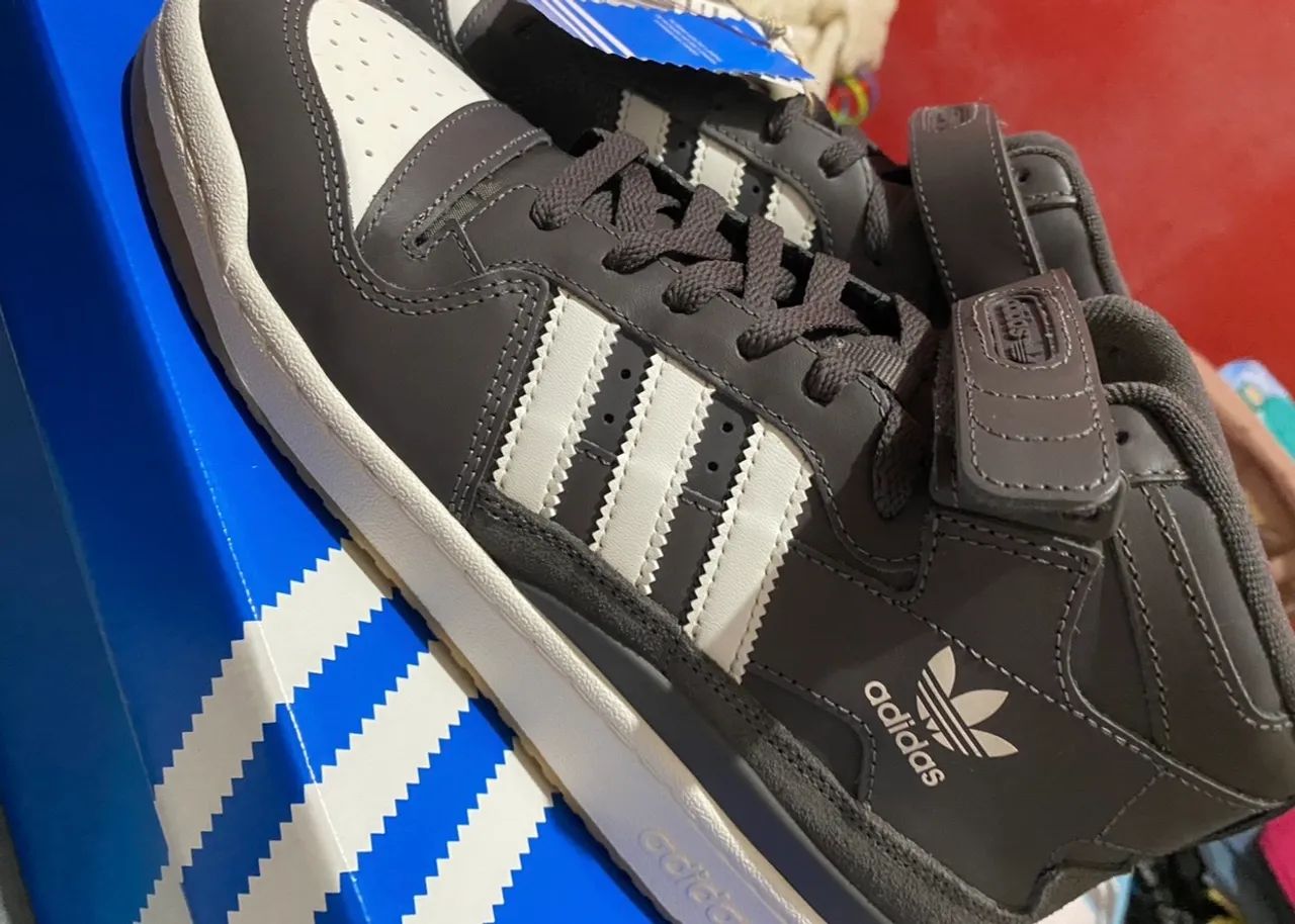 Tenis Adidas Forum Mid - Cinza e Branco - Original - Foto 2