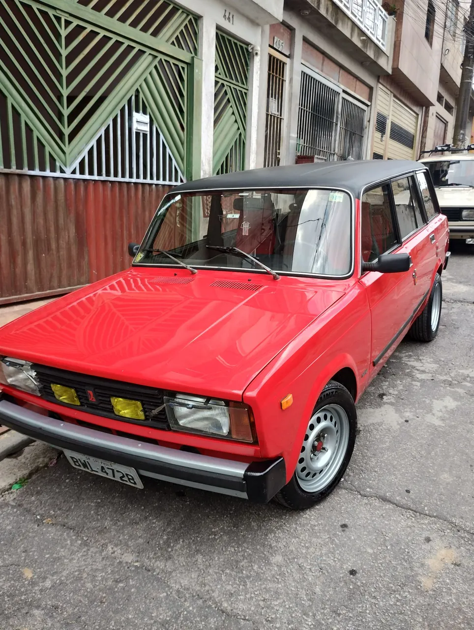 LADA LAIKA Usados e Novos