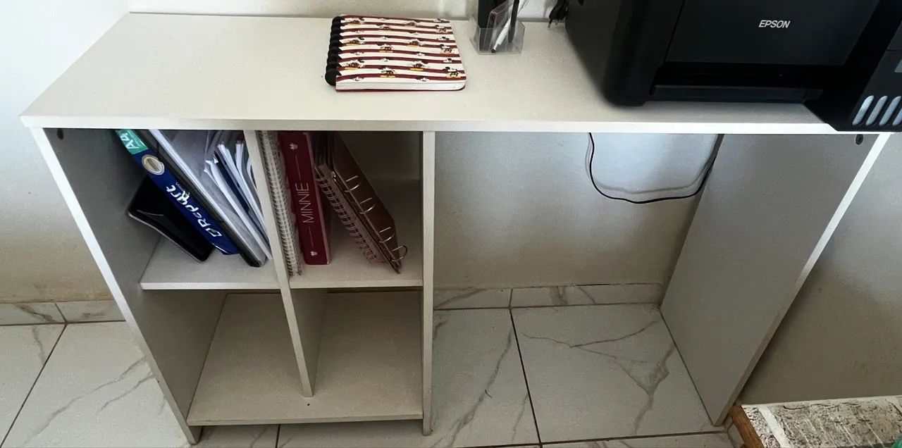 Mesa de estudos 64169912025347120