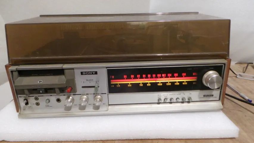 SOM ANTIGO 3X1 DA SONY MODELO HP-279D LIGANDO PRECISANDO REPAROS