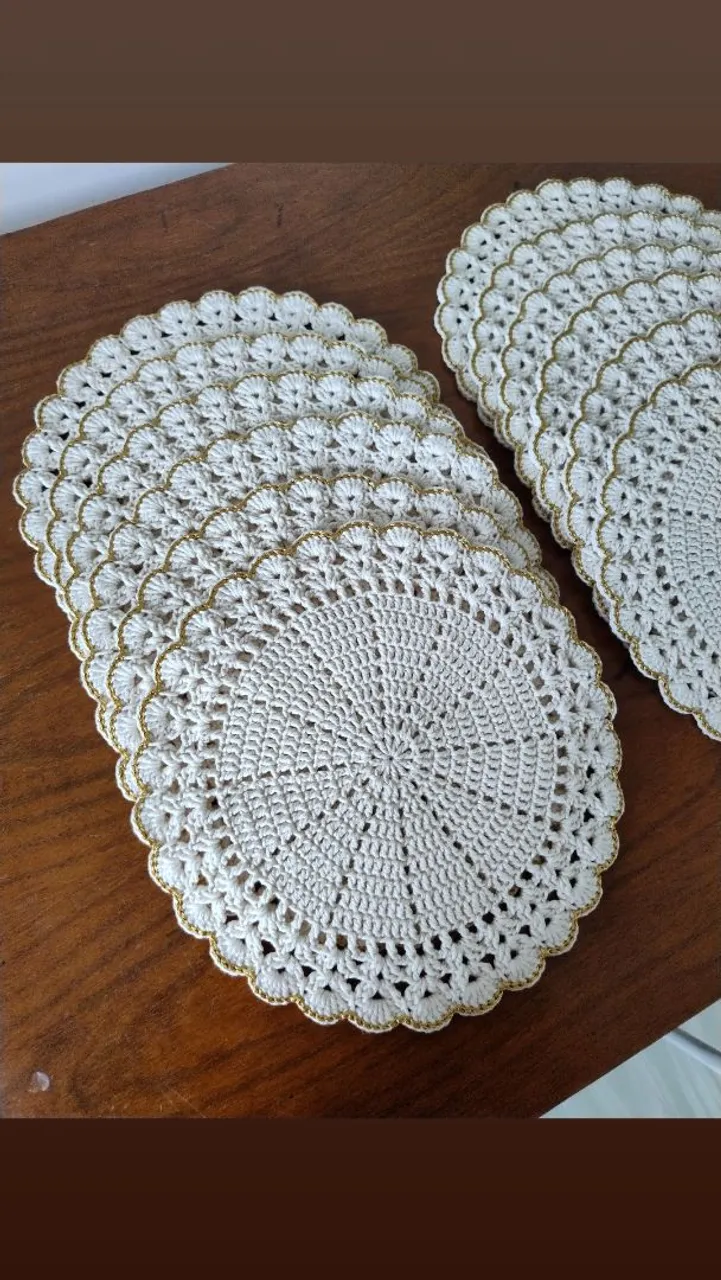 Sousplats de crochê artesanais - Jogo com 8 peças!